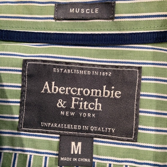 Abercrombie and Fitch button-down striped shirt, Muscle fit - Picture 4 of 5